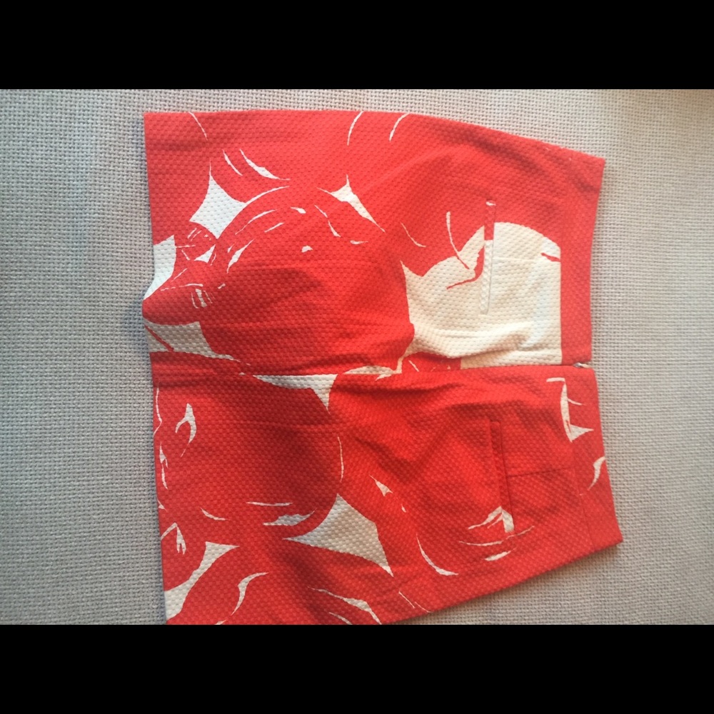 Mini skirt - Picture 2 of 2